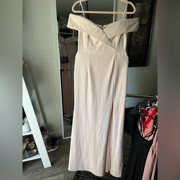 Off the shoulder floor length dress - Picture 4 of 5